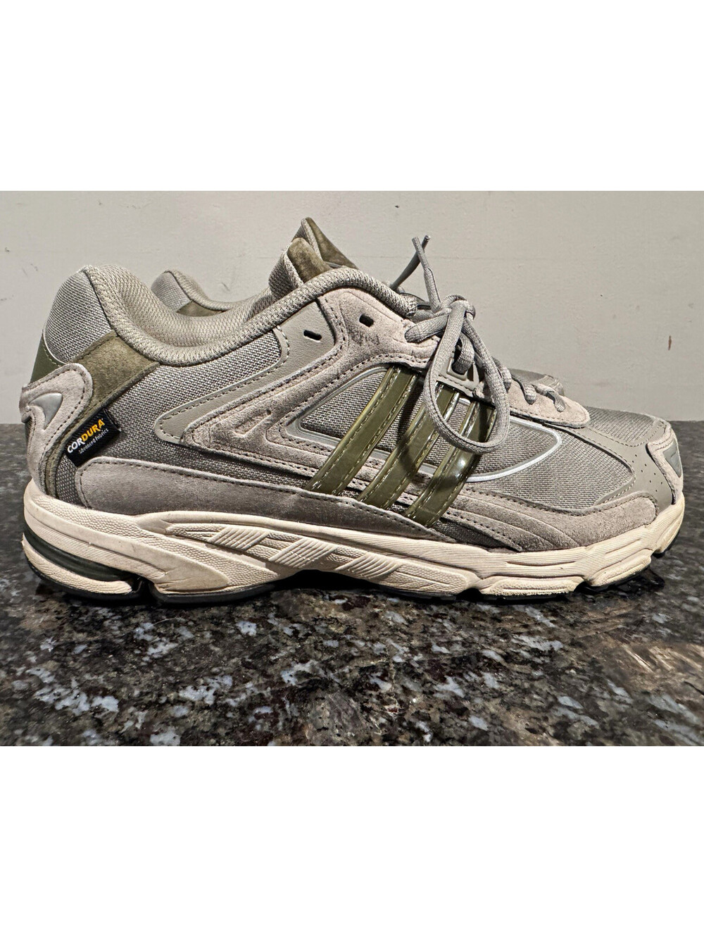 adidas Response CL Cordura Silver Pebble Focus Olive Men Size 12 ID3142 Sneaker